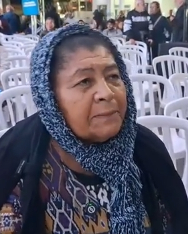 Moradores de COHABs recebem 670 títulos de propriedade para regularização de moradias